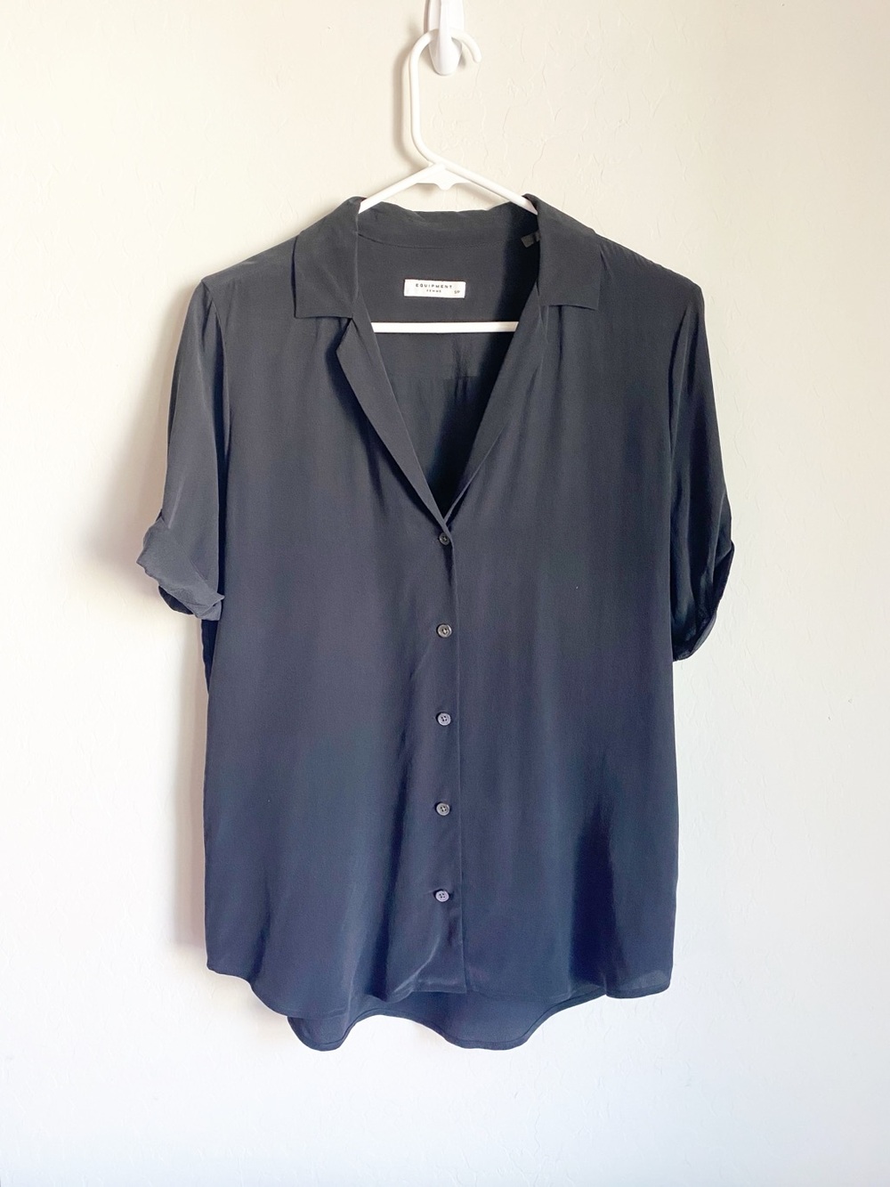Equipment Short Sleeve Silk Blouse Black Size SP
